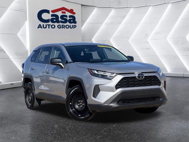 2024 Toyota RAV4 LE 2024 Toyota RAV4 LE