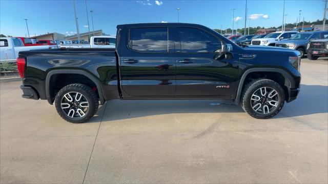 2024 GMC Sierra 1500 4WD Crew Cab Short Box AT4