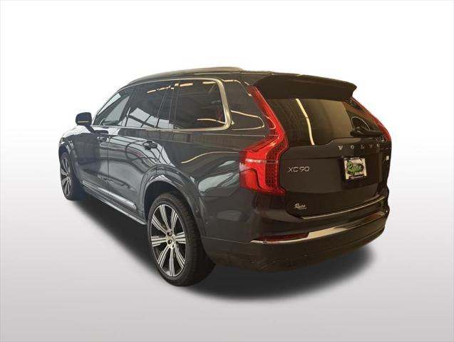 2023 Volvo XC90 Recharge Plug-In Hybrid T8 Plus Bright Theme 7-Seater