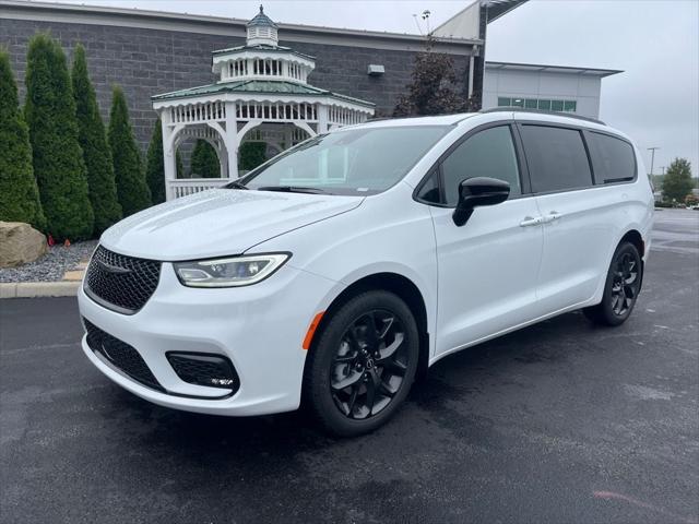 2026 Chrysler Pacifica PACIFICA SELECT AWD 2026 Chrysler Pacifica PACIFICA SELECT AWD