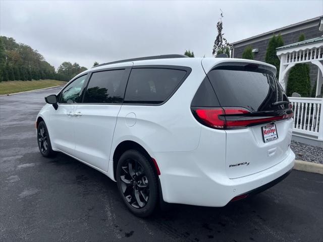 2026 Chrysler Pacifica PACIFICA SELECT AWD 2026 Chrysler Pacifica PACIFICA SELECT AWD