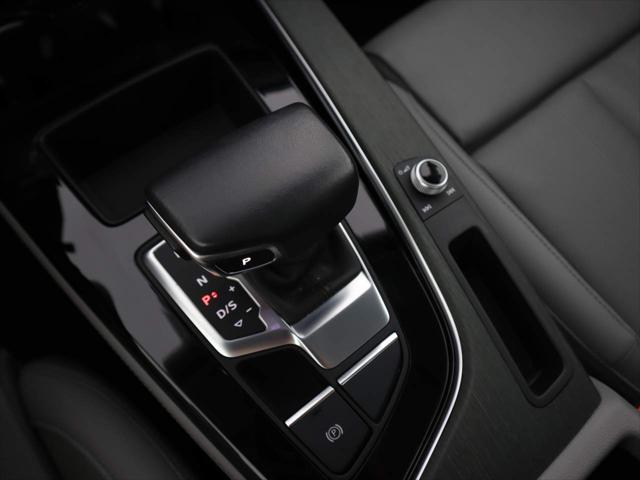 2024 Audi A4 Premium Plus 40 TFSI quattro S tronic