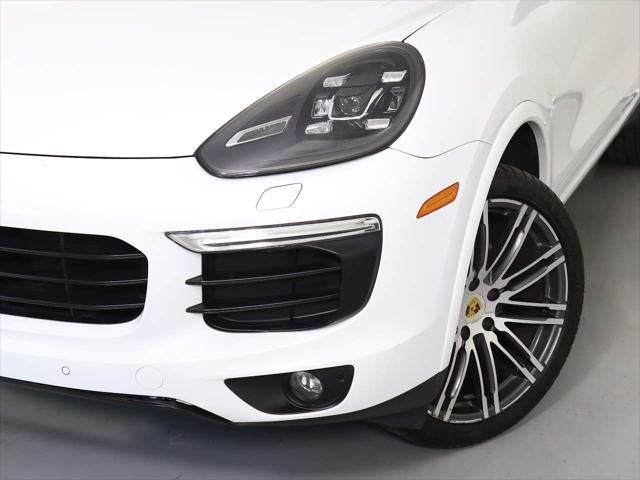 2017 Porsche Cayenne Platinum Edition