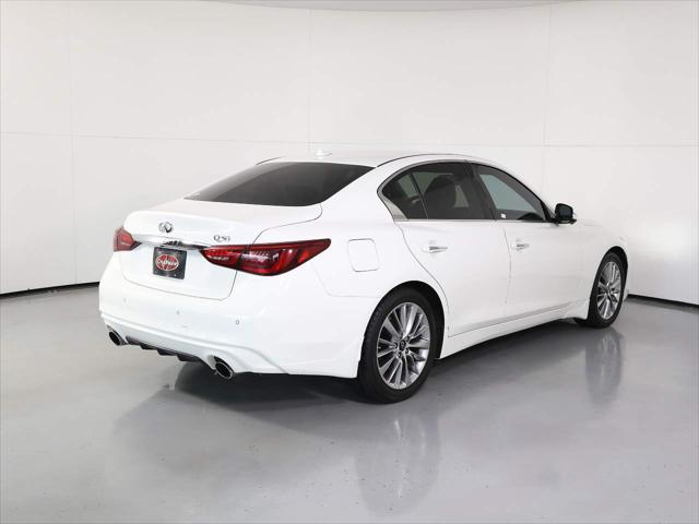 2023 INFINITI Q50 LUXE