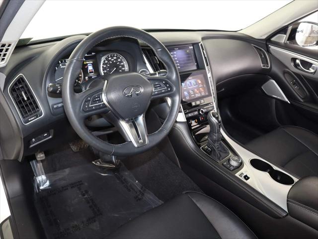2023 INFINITI Q50 LUXE