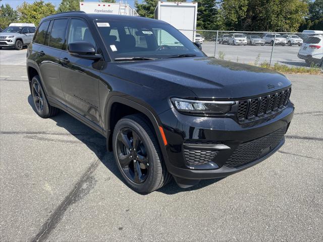 2025 Jeep Grand Cherokee Altitude X 4x4
