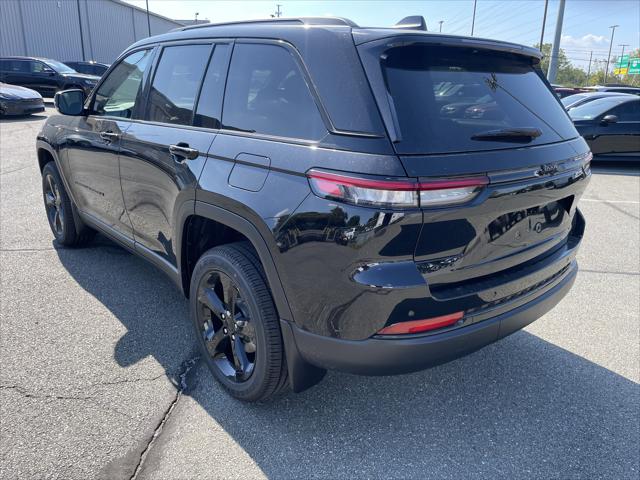2025 Jeep Grand Cherokee Altitude X 4x4