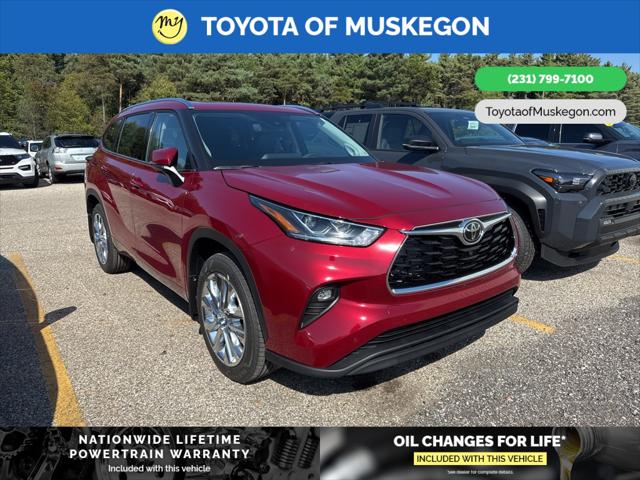 2025 Toyota Highlander Limited for sale in Muskegon, MI