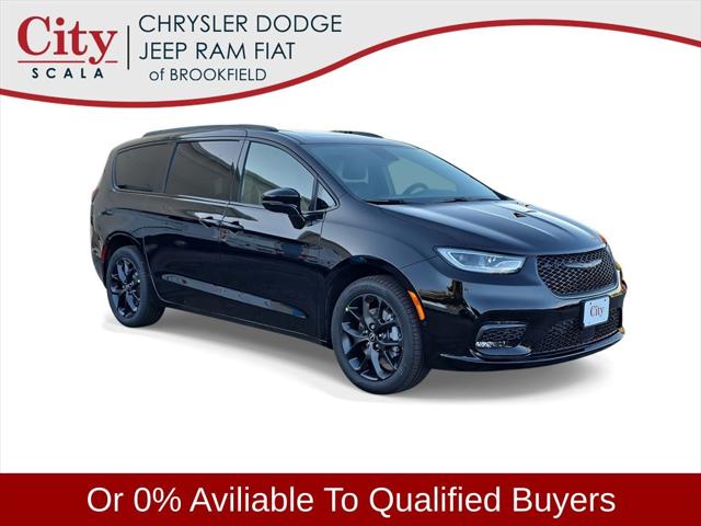 2026 Chrysler Pacifica Limited for sale in Brookfield, WI
