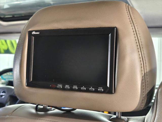 2004 HUMMER H2 Base