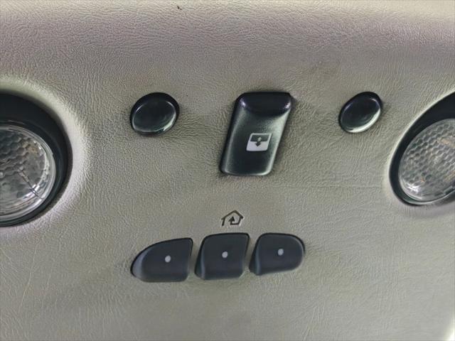 2004 HUMMER H2 Base