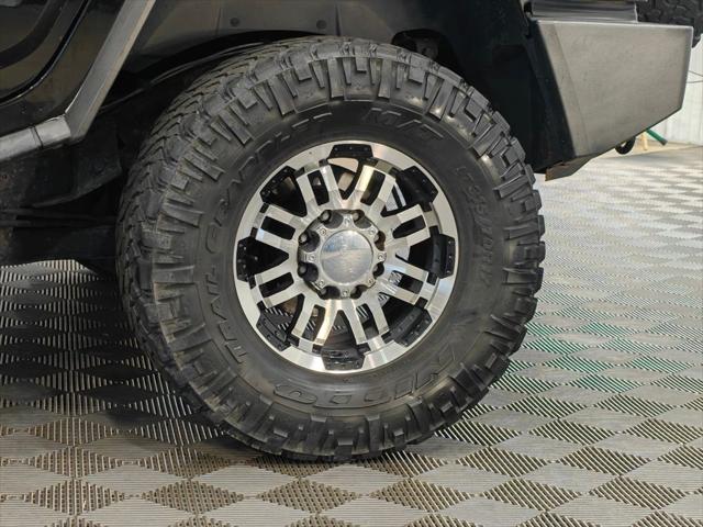 2004 HUMMER H2 Base
