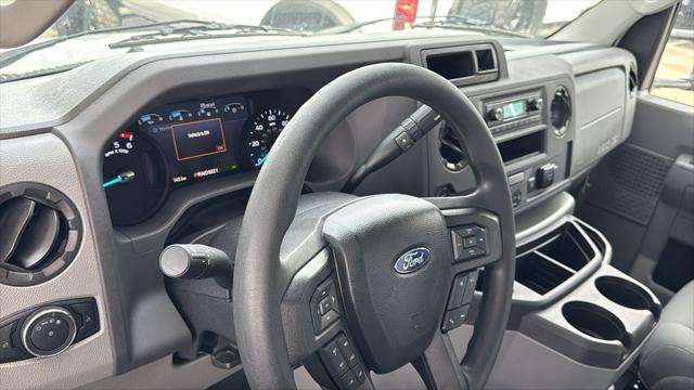 2026 Ford E-450 Cutaway Base
