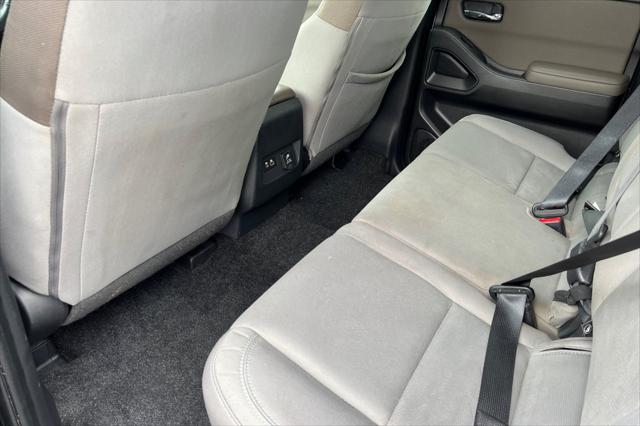 2023 Nissan Frontier Crew Cab SV 4x4