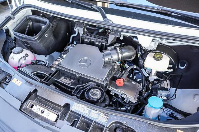 2026 Mercedes-Benz Sprinter Cargo Van High Roof 4-Cyl Diesel