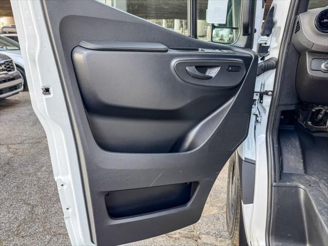 2026 Mercedes-Benz Sprinter Cargo Van High Roof 4-Cyl Diesel