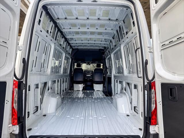 2026 Mercedes-Benz Sprinter Cargo Van High Roof 4-Cyl Diesel
