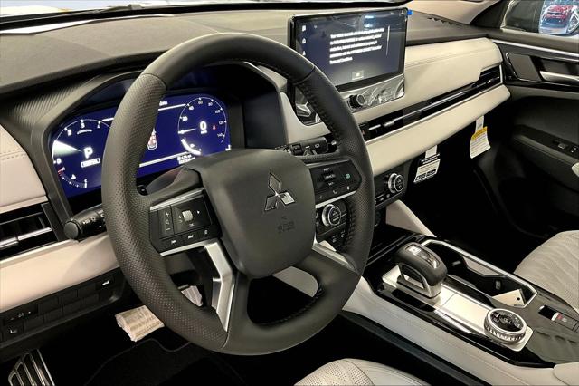 2025 Mitsubishi Outlander PLATINUM EDITION 2.5 S-AWC