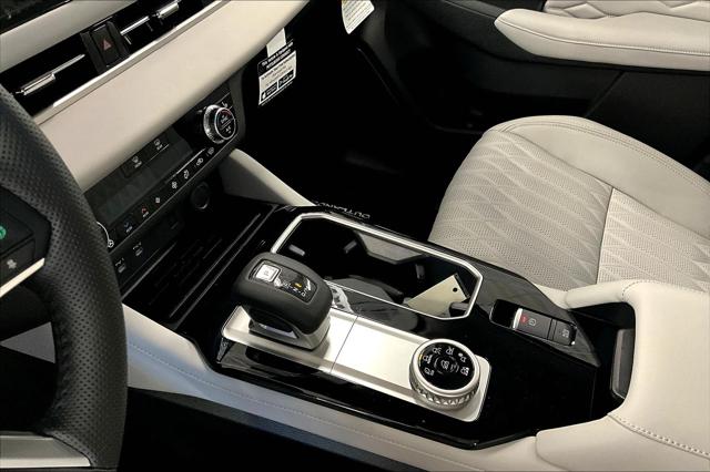 2025 Mitsubishi Outlander PLATINUM EDITION 2.5 S-AWC