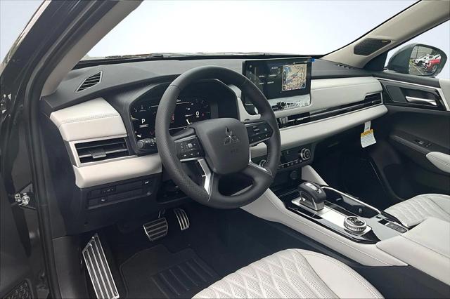 2025 Mitsubishi Outlander PLATINUM EDITION 2.5 S-AWC