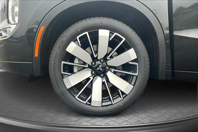 2025 Mitsubishi Outlander PLATINUM EDITION 2.5 S-AWC