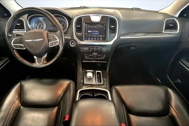 2022 Chrysler 300 Touring L AWD