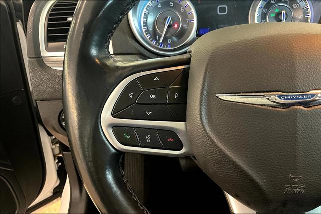 2022 Chrysler 300 Touring L AWD