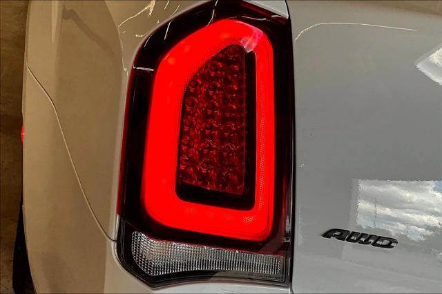 2022 Chrysler 300 Touring L AWD