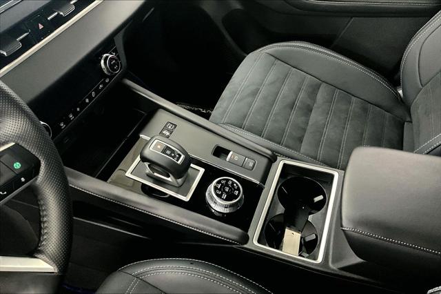 2025 Mitsubishi Outlander PHEV SE S-AWC