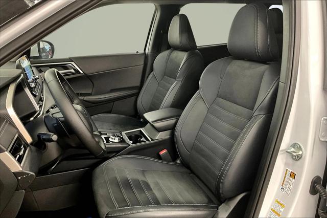 2025 Mitsubishi Outlander PHEV SE S-AWC