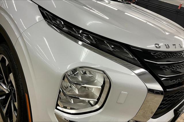 2025 Mitsubishi Outlander PHEV SE S-AWC