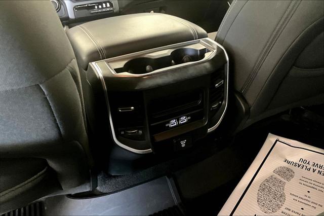 2021 Ram 1500 Big Horn Crew Cab 4x4 5'7" Box