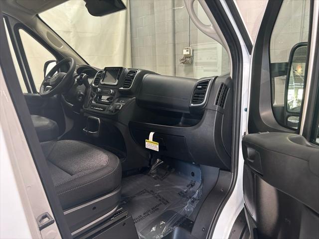 2026 Ram ProMaster Cargo Van SLT