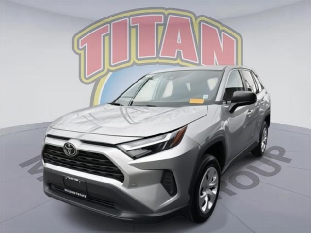2024 Toyota RAV4 LE [5]