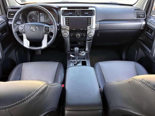 2023 Toyota 4Runner SR5 Premium [16]