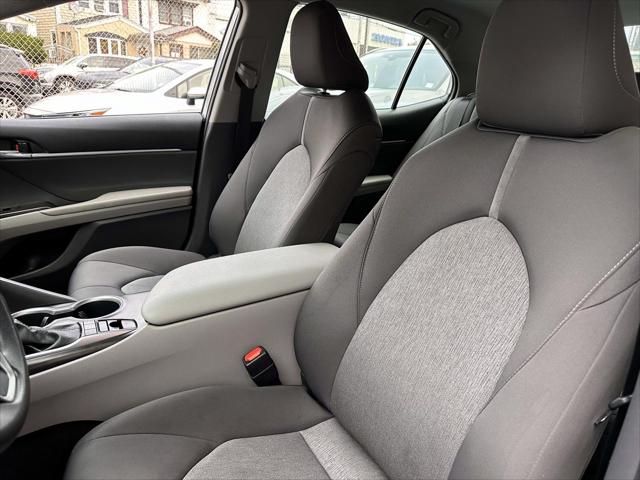 2023 Toyota Camry LE [14]