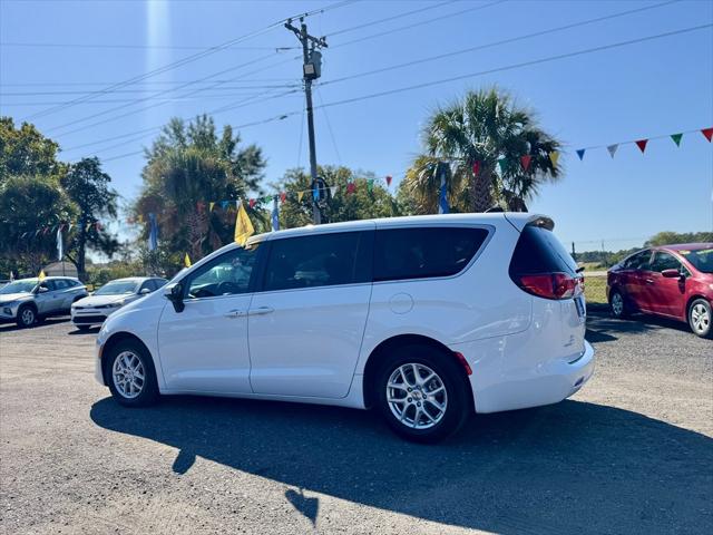 2021 Chrysler Voyager LX