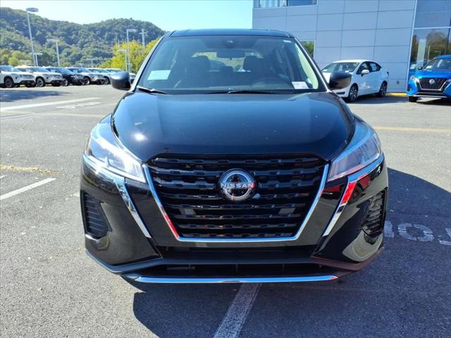 2025 Nissan Kicks S