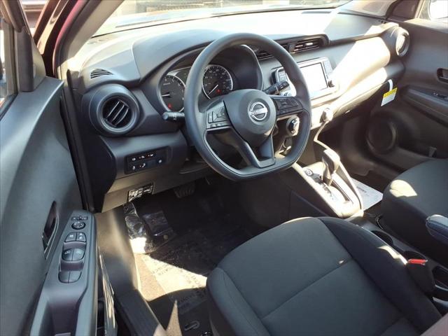 2025 Nissan Kicks S
