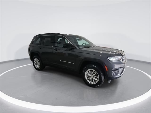 2025 Jeep Grand Cherokee GRAND CHEROKEE LAREDO X 4X4 2025 Jeep Grand Cherokee GRAND CHEROKEE LAREDO X 4X4