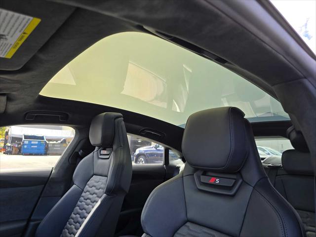 2026 Audi e-tron GT Prestige quattro