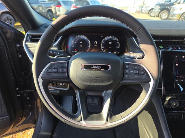 2025 Jeep Grand Cherokee Laredo X 4x4