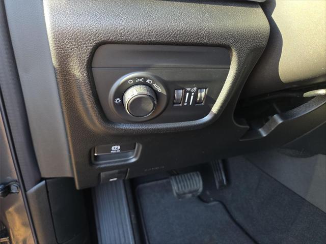 2025 Jeep Grand Cherokee Laredo X 4x4
