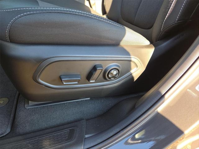 2025 Jeep Grand Cherokee Laredo X 4x4