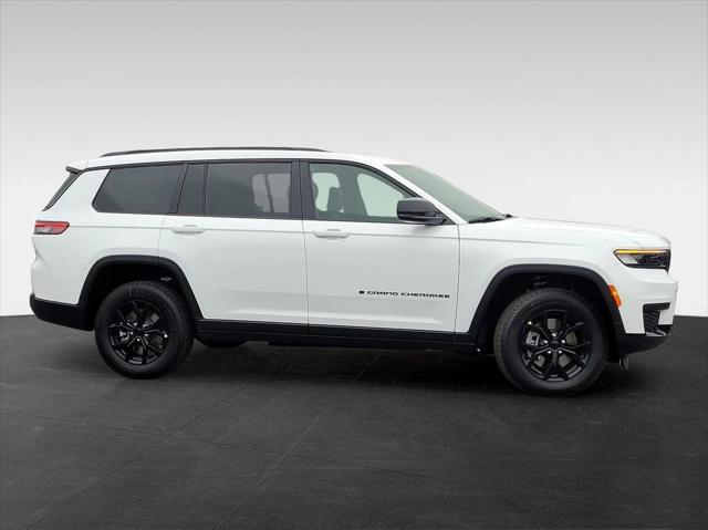2025 Jeep Grand Cherokee GRAND CHEROKEE L ALTITUDE X 4X4