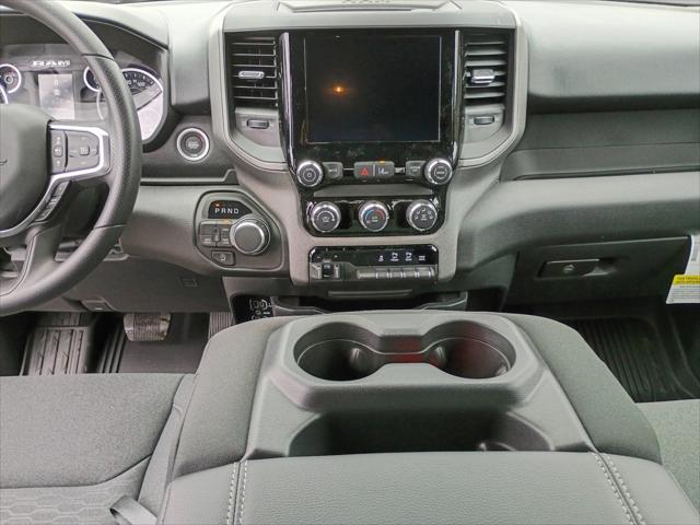 2026 Ram 1500 Tradesman Crew Cab 4x4 5'7" Box