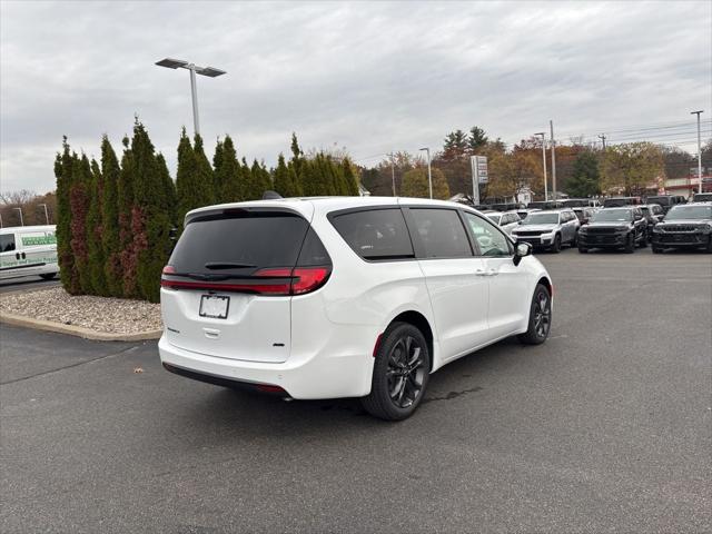 2026 Chrysler Pacifica PACIFICA SELECT AWD 2026 Chrysler Pacifica PACIFICA SELECT AWD