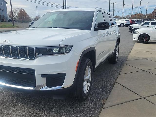 2025 Jeep Grand Cherokee GRAND CHEROKEE L LAREDO X 4X4