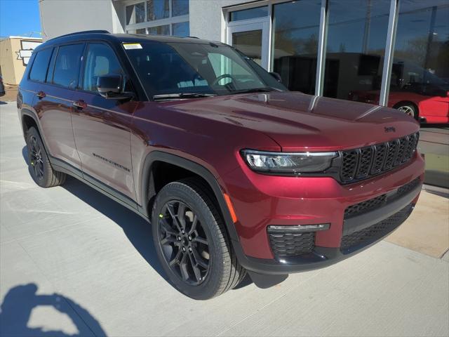2025 Jeep Grand Cherokee GRAND CHEROKEE L LIMITED 4X4