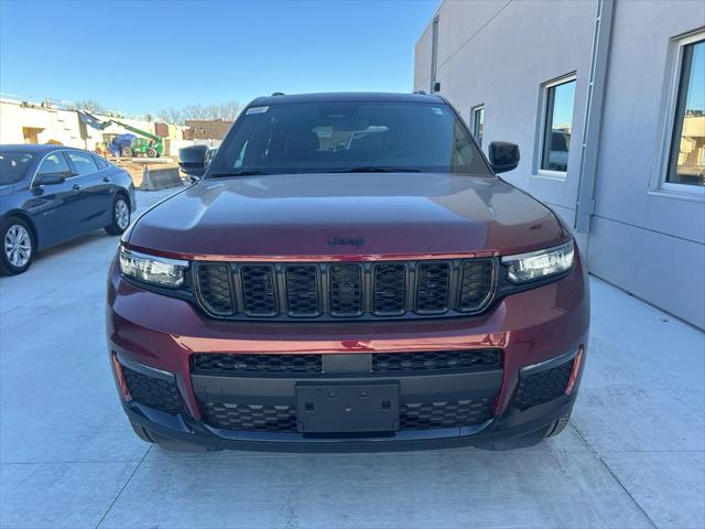 2025 Jeep Grand Cherokee GRAND CHEROKEE L LIMITED 4X4